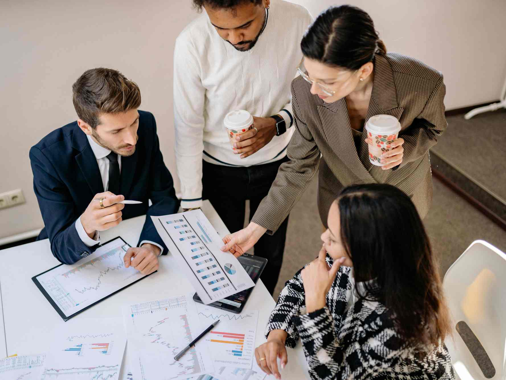 Stressmanagement im Büro: So erkennen Sie Burnout-Symptome, bevor es zu spät ist