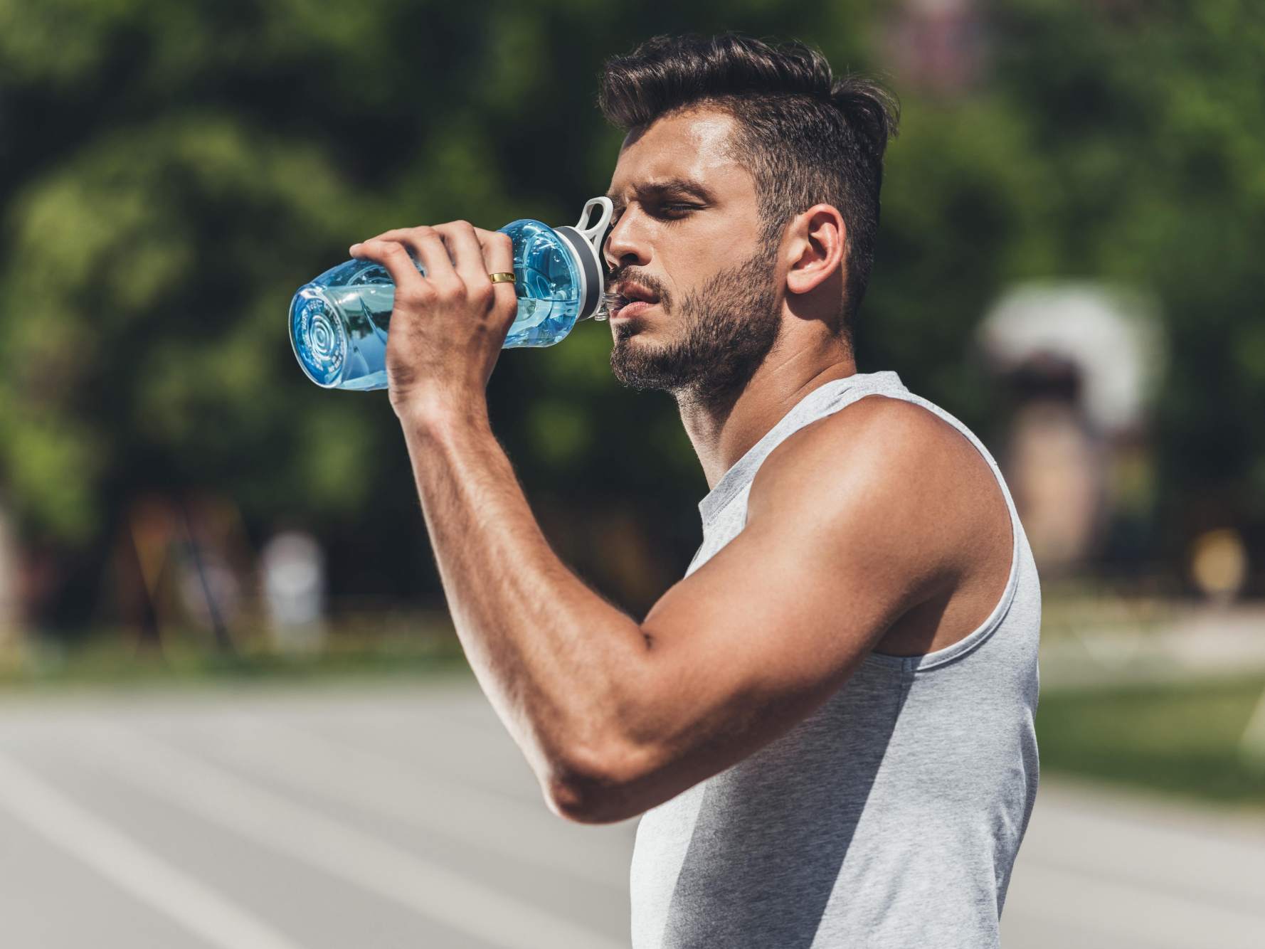 Wassermangel Symptome: Warum Dehydrierung Ihren Ruhepuls nach oben treibt