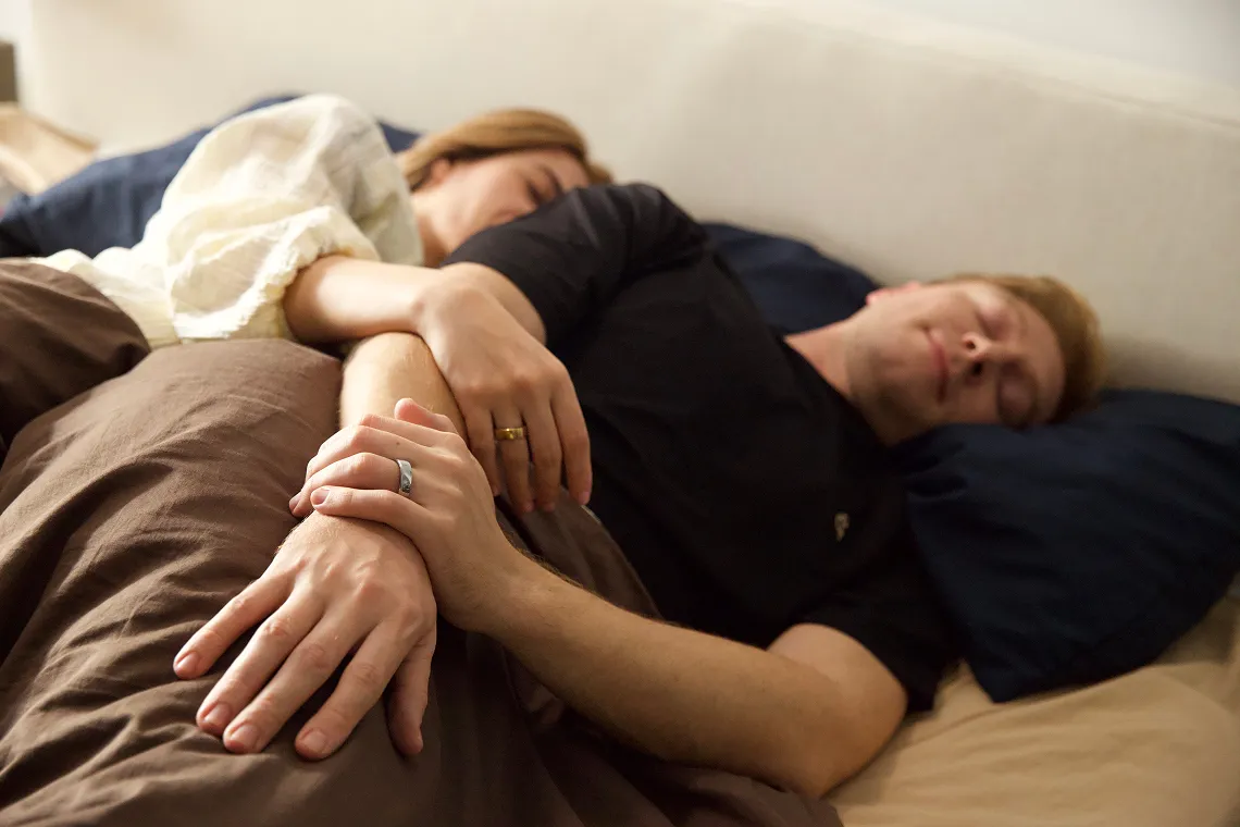 Hilft Sex beim Schlafen? Wissenschaftliche Fakten über Intimität und nächtliche Ruhe