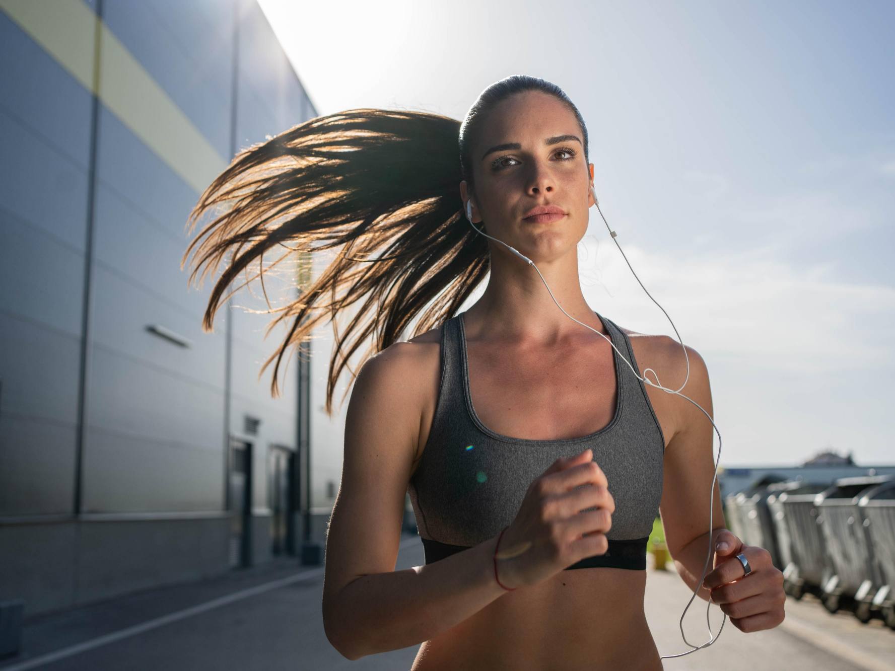 Smart Ring vs. Smartwatch: Welches Wearable ist besser für Ihre Gesundheit?