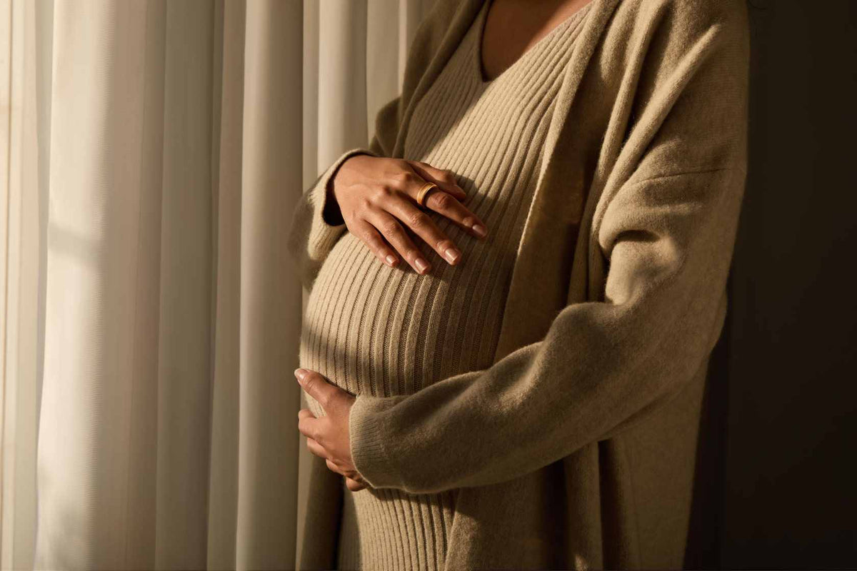 Entkoffeinierter Kaffee in der Schwangerschaft: Wie viel ist okay und worauf achten?